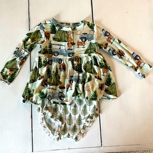 NWOT Camp Posh Peanut long sleeve peplum bummie set 6-12 months